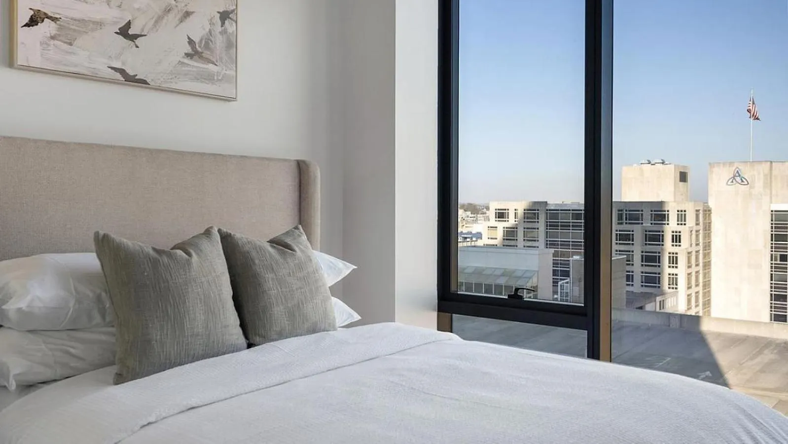 Landing - Modern Apartment With Amazing Amenities Nashville