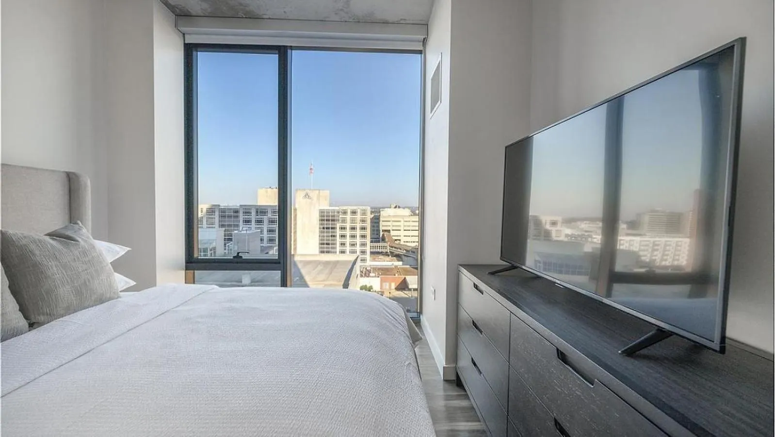 Landing - Modern Apartment With Amazing Amenities Nashville